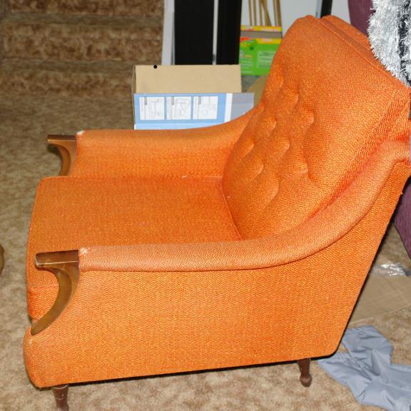 Freebie Friday: Awesome Orange Chair