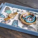 An upcycled gift: the wooden tray